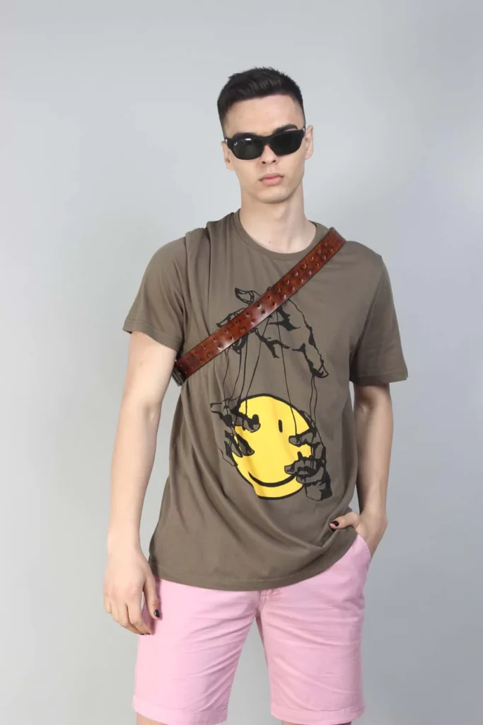 Brown T-Shirt – Smiley Earth Design
